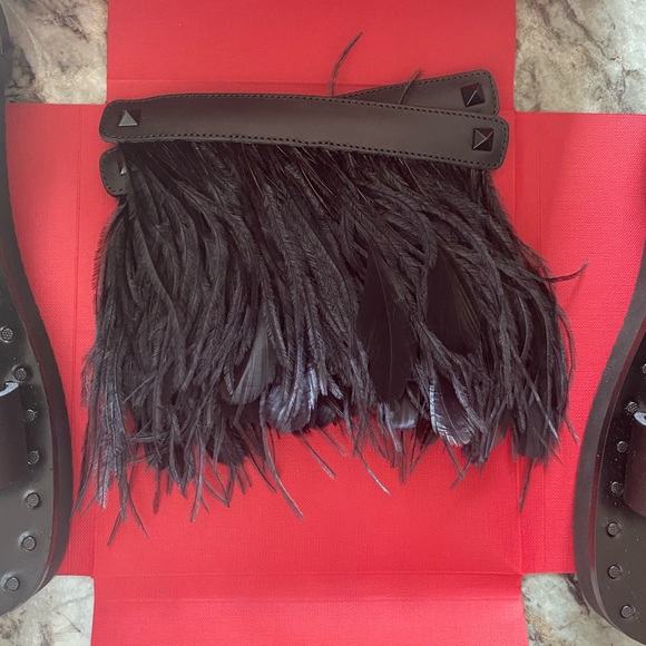 NWT Valentino Garavani Slide Feather Sandal - best offer - Picture 4 of 12